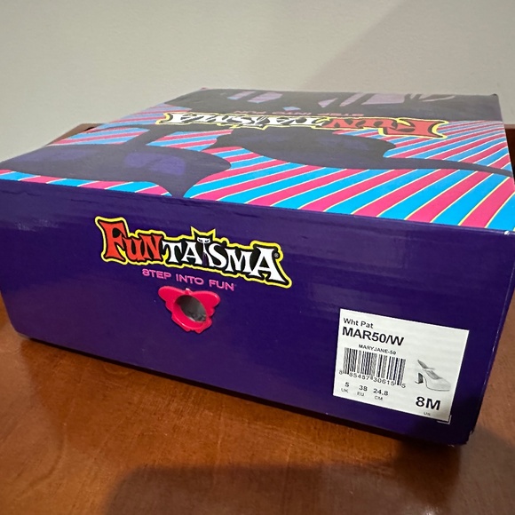 Funtasma Mary Jane Pump, White, Size 8 - Picture 6 of 10